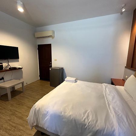 Snore Inn Heng-ch'un Exteriör bild