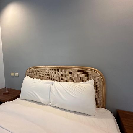 Snore Inn Heng-ch'un Exteriör bild
